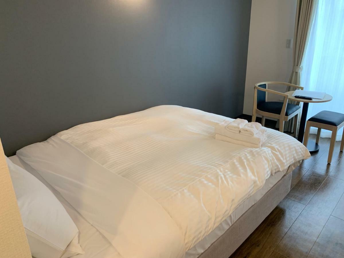 Mr.Kinjo Inn Tomigusuku Екстер'єр фото