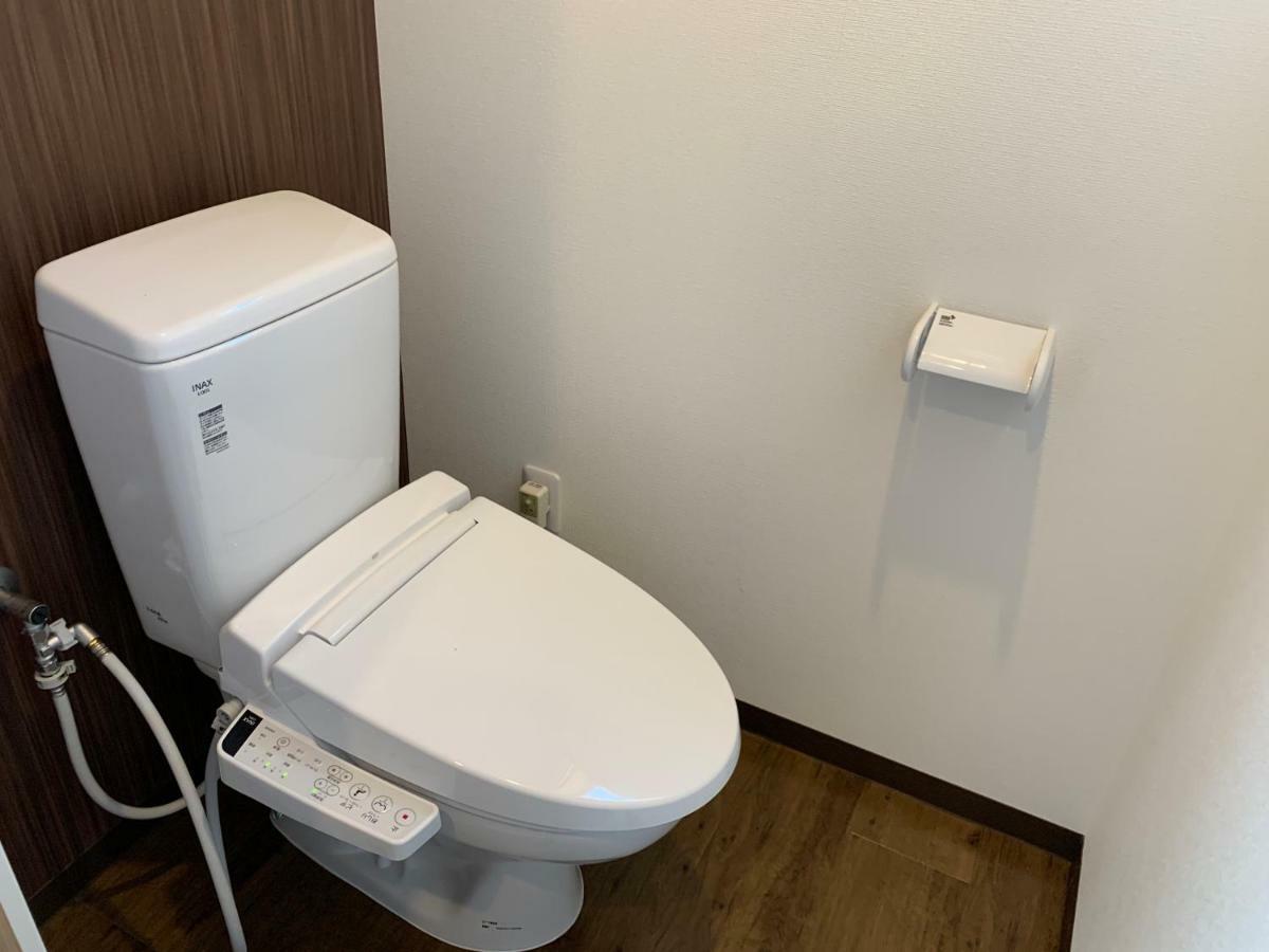 Mr.Kinjo Inn Tomigusuku Екстер'єр фото